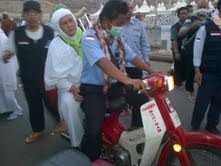 BMW Pengantar Jamaah Tersesat Jalan di Mina Segera Diperbanyak