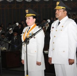 Bantah Ribka, Puan Tegaskan PDIP Masih Dukung Rano di Banten