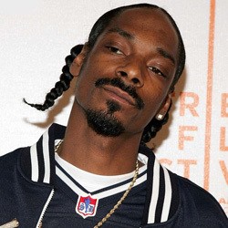 Snoop Dogg Ganti Nama Lagi, Kali ini Jadi Snoopzilla