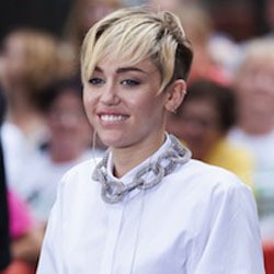 Miley Cyrus Sudah Punya Kekasih Baru?