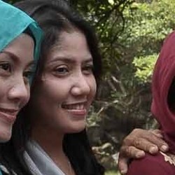 Terserang Kista, Ine Chintya Tetap Nikmati Hidup