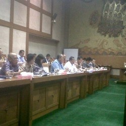 Rapat 25 Menit dengan Dahlan, Komisi VI DPR Setuju Suntik Rp 2 T Untuk 2 BUMN ini