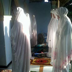 Jamaah Aboge Probolinggo Rayakan Idul Adha Hari Ini