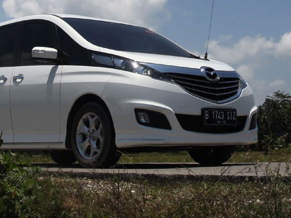 Menguji Performa Mazda Biante