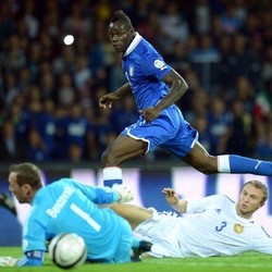  Italia Akhiri dengan Hasil Imbang, Denmark Gagal Lolos