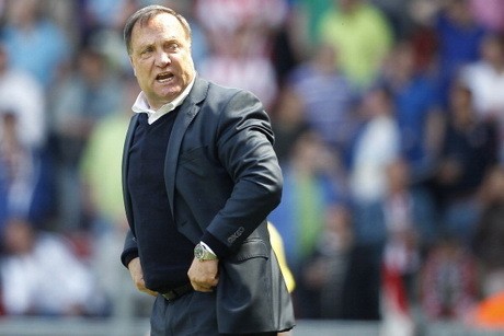 Dick Advocaat Kembali Tangani AZ Alkmaar