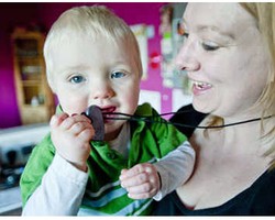 Gumigem, Perhiasan yang Aman Jika Tergigit Bayi