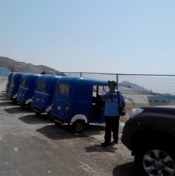 3 Armada Penolong Jamaah Haji di Mina, BMW Butut hingga Bajaj Biru