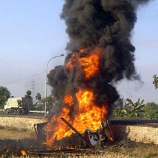 Truk Tangki BBM Pertamina Terbakar di Tuban