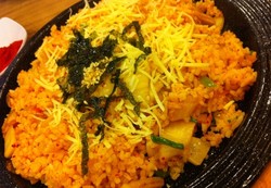 Pomato Spoon: Kenyang Mantap Cheese Kimchi Fried Rice