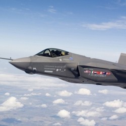 Produsen Pesawat Tempur AS PHK 600 Karyawan