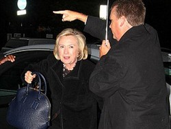 Tidak Bayar Parkir, Mobil Hillary Clinton Ditilang Polisi Inggris