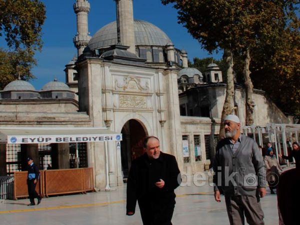 Indahnya Masjid di Makam Ebu Eyyub el-Ensari