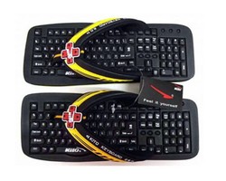 Alas Kaki Pria yang Aneh Tapi Nyata, Dari Keyboard Hingga Boneka Bayi