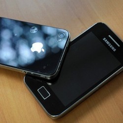 Apple Ingin Lebih Banyak Gadget Samsung Diblokir