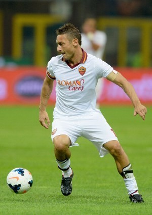 Benitez Waspadai Totti