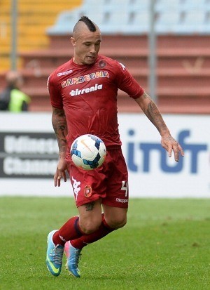 Radja Nainggolan Jaga Asa Dipanggil Timnas Belgia