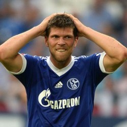 Huntelaar Bisa Absen Sampai Januari