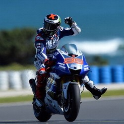 Lorenzo Merasa Lebih Kompetitif