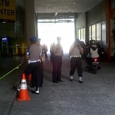 Polisi Mulai Lakukan Olah TKP di Venus Karaoke Detos