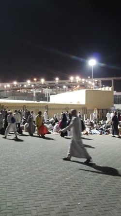 Menengok Masjid Al-Baiat yang Tersembunyi di Mina
