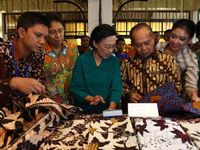 Istri Wapres Buka Pameran Pasar Indonesia