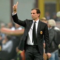 Allegri Puji Lini Tengah Milan