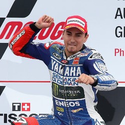 Raih Kemenangan Keenam, Lorenzo Jaga Kans Pertahankan Gelar