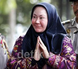 Adik Tiri Atut Nyatakan Dinasti di Banten Hasil Demokrasi