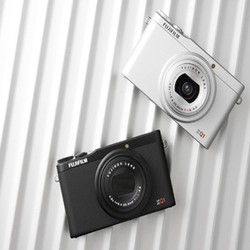 Fujifilm XQ1 & X-E2 Diklaim Tercepat di Kelasnya