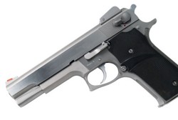 Gara-gara Mainkan Pistol, Balita Ini Tewas Tertembak