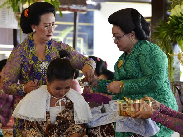 Siraman Tandai Dimulainya Royal Wedding Keraton Yogya