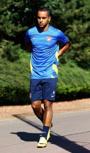 Walcott Absen Lebih Lama