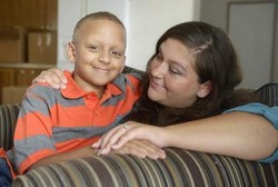 Bocah Ini Meninggal Usai Keinginan Beri Makan Fakir Miskin Terwujud