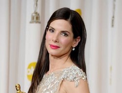 Rahasia Paha Ramping Sandra Bullock, Menari 1 Jam Setiap Hari