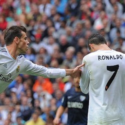 Buffon Kritik Perilaku Konsumtif Madrid di Bursa Transfer