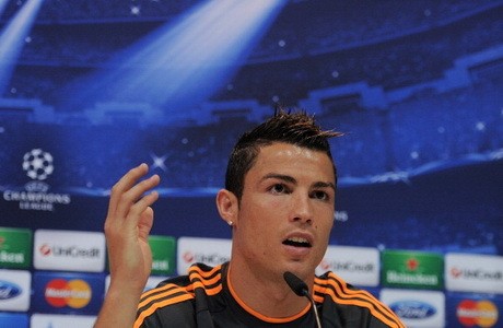 Ronaldo: Madrid Harus Waspadai Tevez