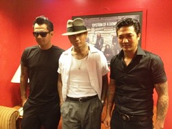 Superman is Dead Rilis Tujuh Belas Lagu via Album Terbaru, Sunset di Tanah Anarki