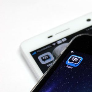 Apa Beda BBM di Android dan iOS?