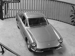 Mobil Ferrari Berharga Rp 26 Miliar