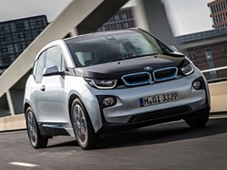 Mobil Listrik BMW i5 Mandek?