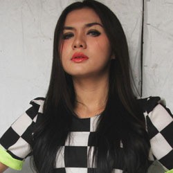 Vicky Shu Siap Rilis Lagu dan Album Baru Tahun Depan