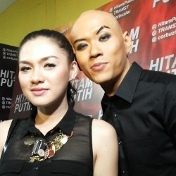 Mengaku Dekat, Vicky Shu dan Deddy Corbuzier Sering Olahraga Bareng