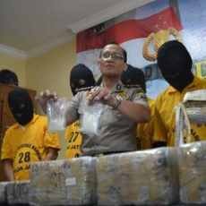 Selama Oktober, 10 Kg Ganja dan 153 Gram Sabu Diamankan Polda Jatim