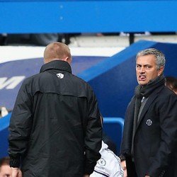 Didakwa FA, Mourinho: Aku Protes Karena Cardiff Selalu Mengulur Waktu