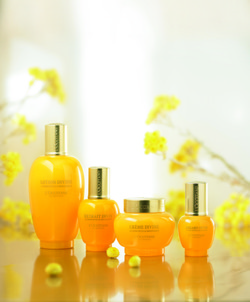 Keajaiban Bunga Immortelle untuk Lawan Kerutan dalam Krim LOccitane