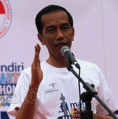 Jokowi Ingin Perbaiki Tampilan Pasar Tanah Abang Bukit