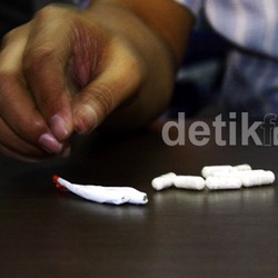 LSM Usul Artis Terlibat Narkoba, Dilarang Tampil di Media Massa