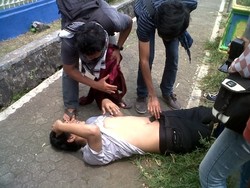 Aksi Gebrak di Rumah Dinas Atut Ricuh, 1 Mahasiswa Pingsan Terinjak