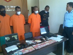 4 WN Nigeria Dibekuk di Kelapa Gading Terkait Penipuan via Facebook